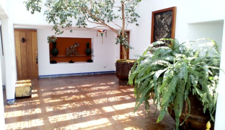 Lakefront Luxury in Valle de Bravo - Valle de Bravo, Mexico