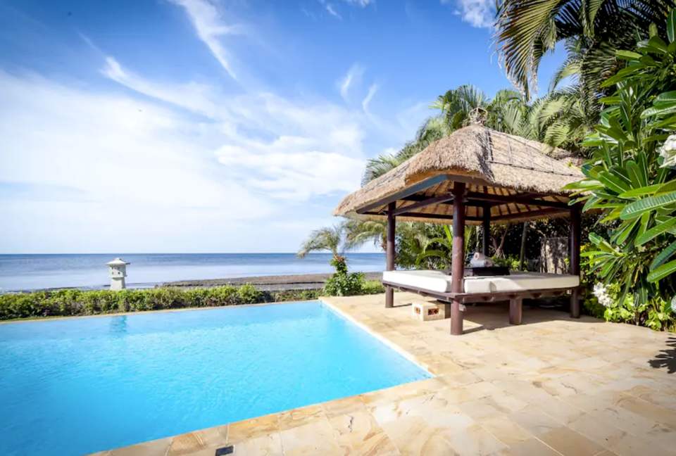 Villa Akasa Segara - Dencarik, Indonesia