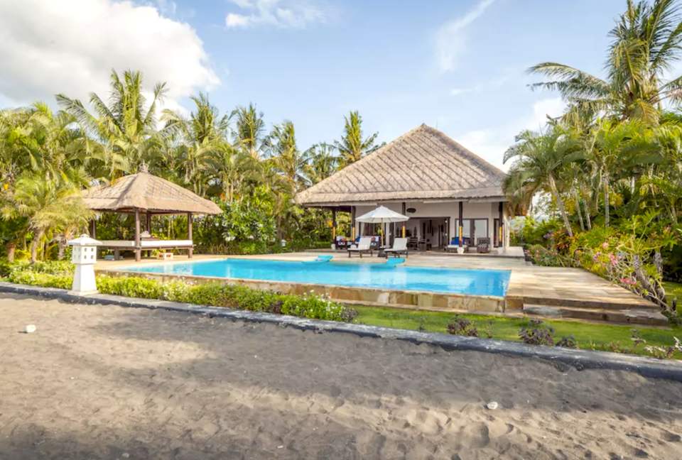 Villa Akasa Segara - Dencarik, Indonesia