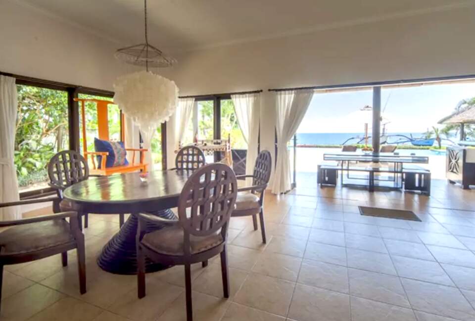 Villa Akasa Segara - Dencarik, Indonesia