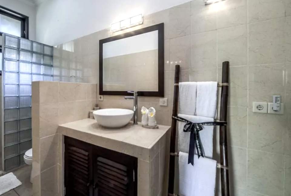 Villa Akasa Segara - Dencarik, Indonesia