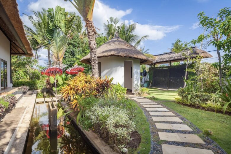 Villa Akasa Segara - Dencarik, Indonesia