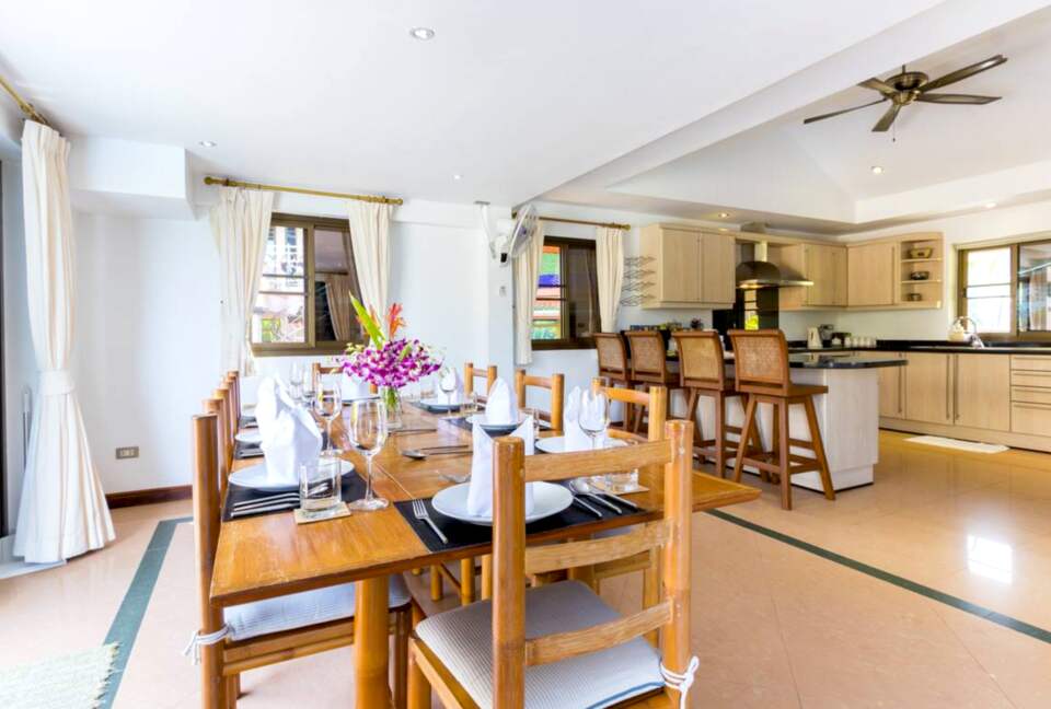 Villa Jasmine - Private infinity Pool with Ocean and Sunset Views! - Kata Beach, Thailand