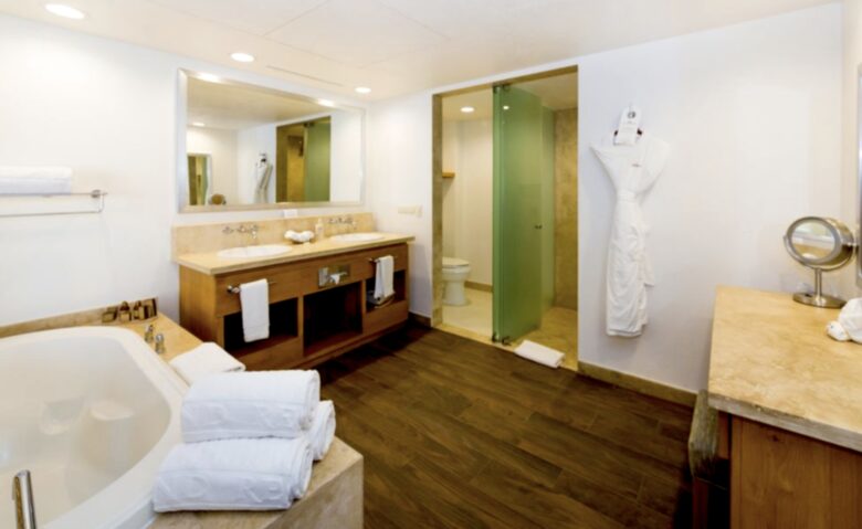 Baja Point (formerly Grand Regina) Oceanside Luxury Condo - Los Cabos, Mexico