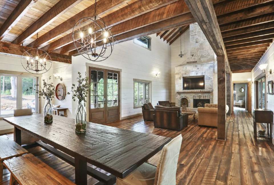 Lake Lanier Timber Estate - Cumming, Georgia