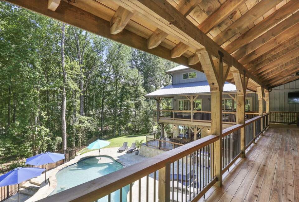 Lake Lanier Timber Estate - Cumming, Georgia