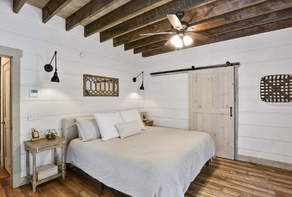 Lake Lanier Timber Estate - Cumming, Georgia