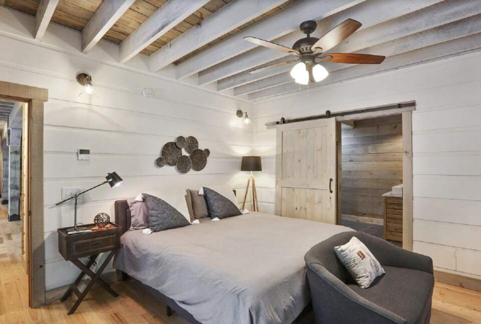 Lake Lanier Timber Estate - Cumming, Georgia