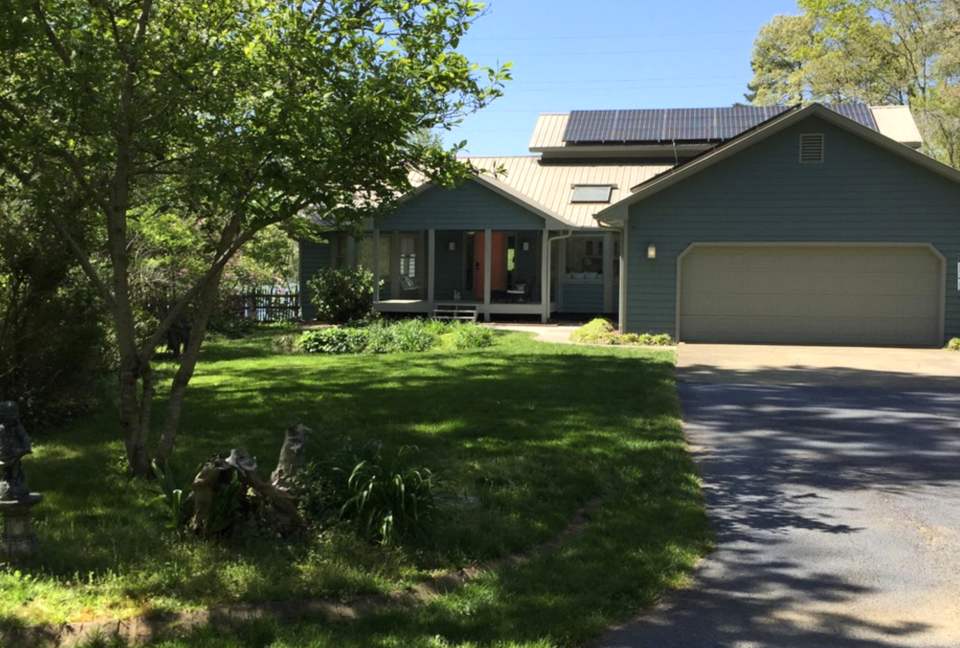 Sunset Summit on Lake Lanier - Lula, Georgia