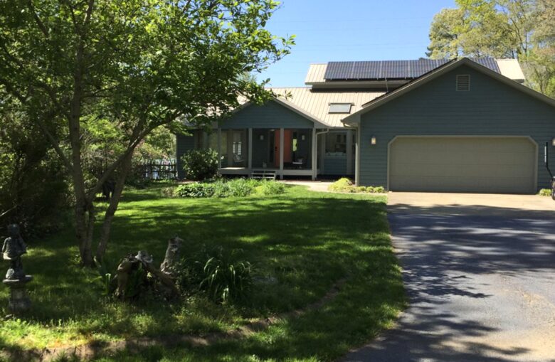 Sunset Summit on Lake Lanier - Lula, Georgia