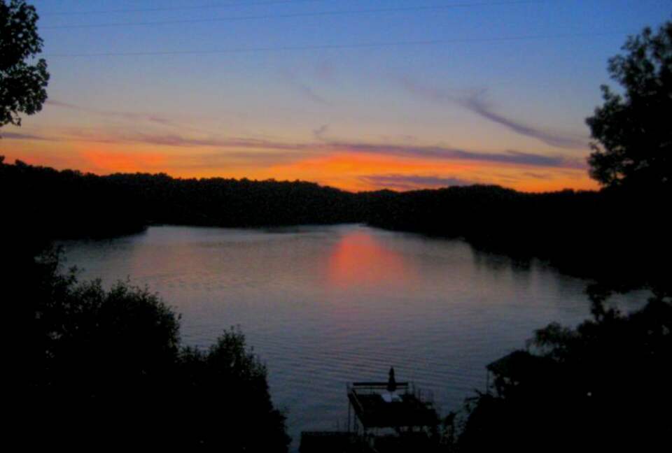 Sunset Summit on Lake Lanier - Lula, Georgia