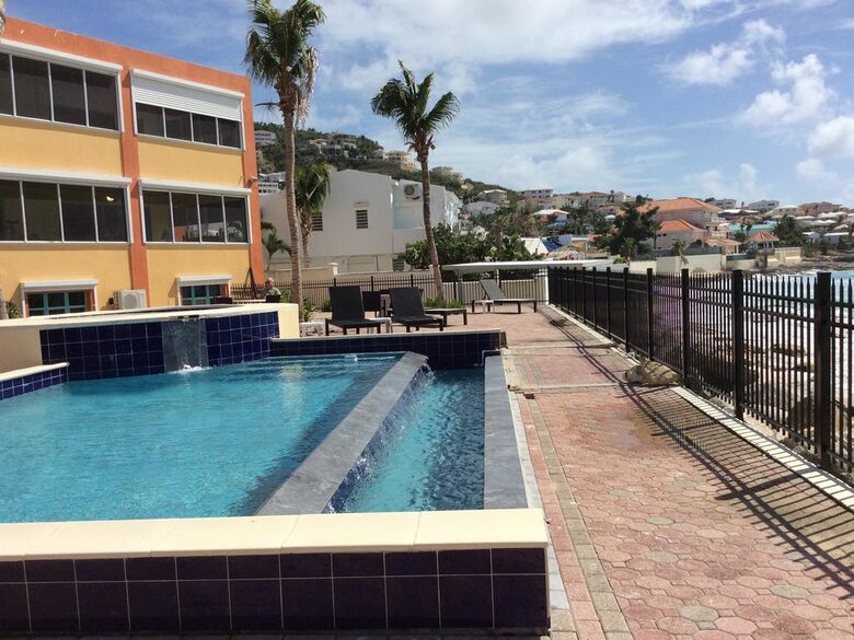 Point Blue Home - Cole Bay, Sint Maarten (Dutch part)