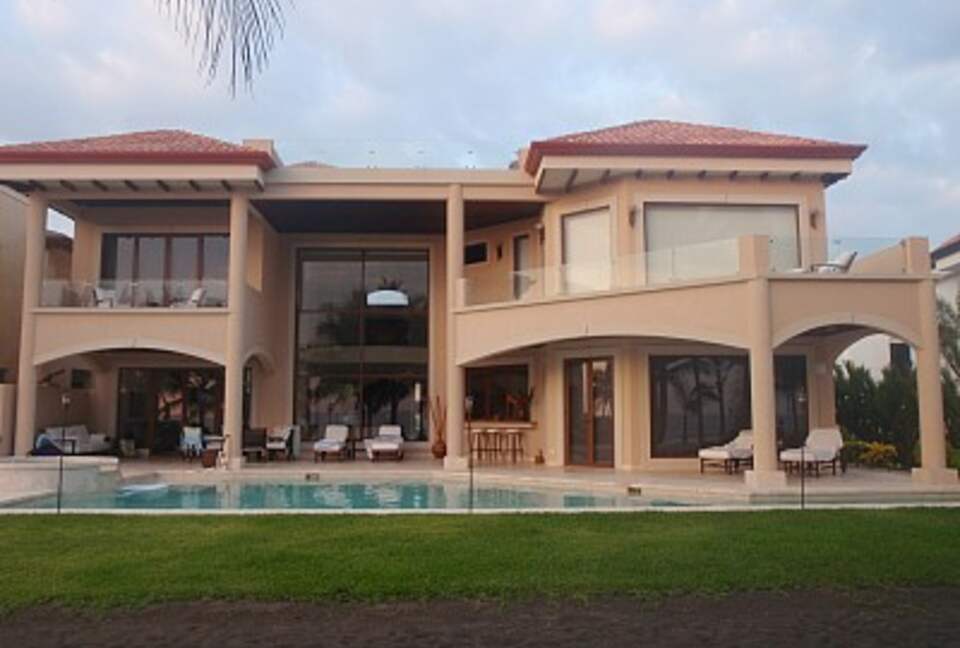 Hermosa - Jaco, Costa Rica