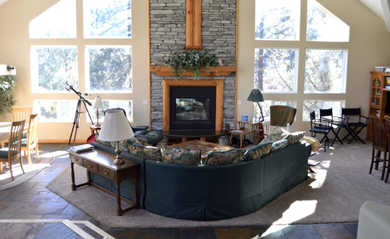 Breathtaking Pine Mountain Lodge - Pine Mountain Club, California