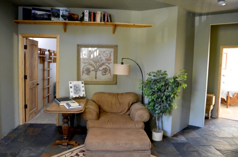 Breathtaking Pine Mountain Lodge - Pine Mountain Club, California