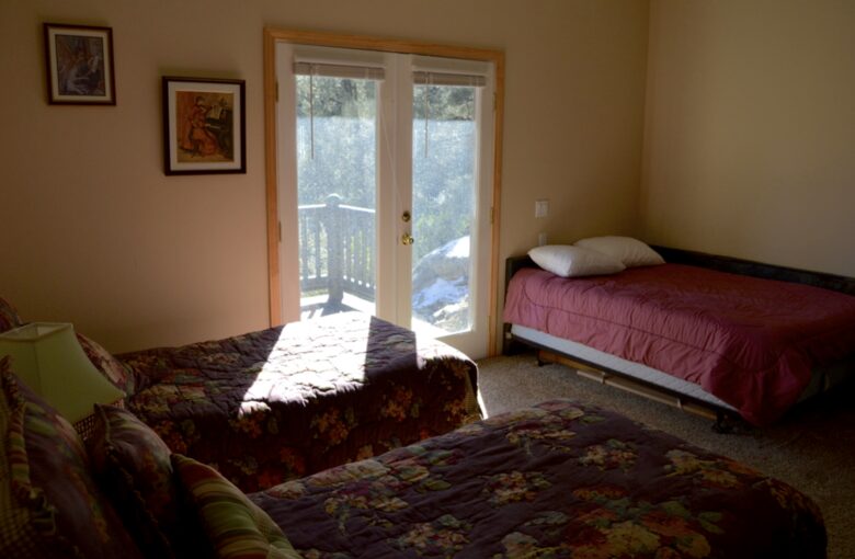 Breathtaking Pine Mountain Lodge - Pine Mountain Club, California