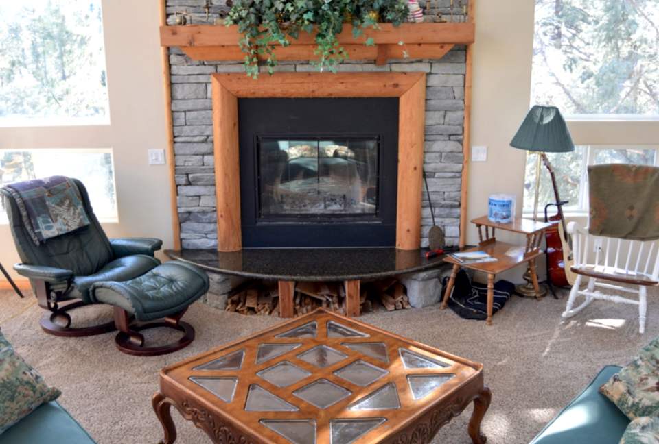 Breathtaking Pine Mountain Lodge - Pine Mountain Club, California