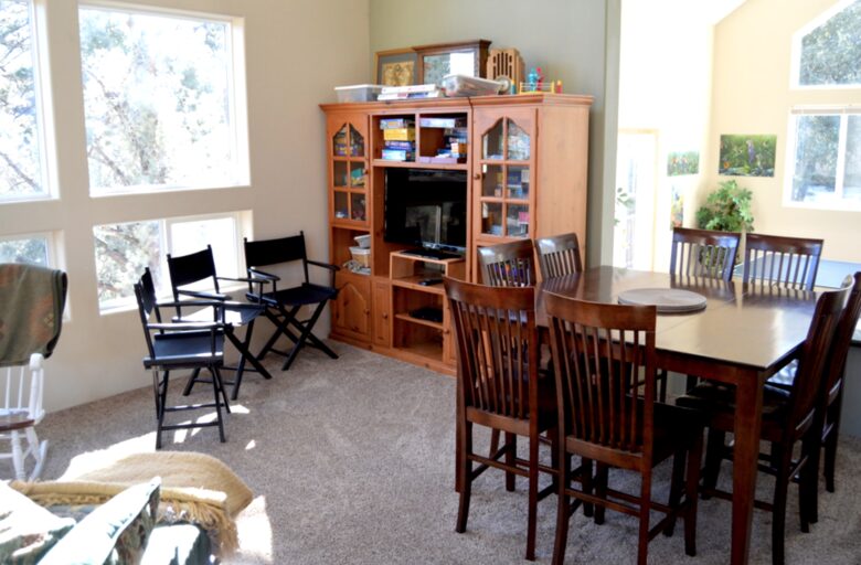 Breathtaking Pine Mountain Lodge - Pine Mountain Club, California