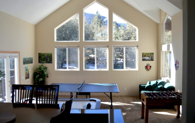 Breathtaking Pine Mountain Lodge - Pine Mountain Club, California