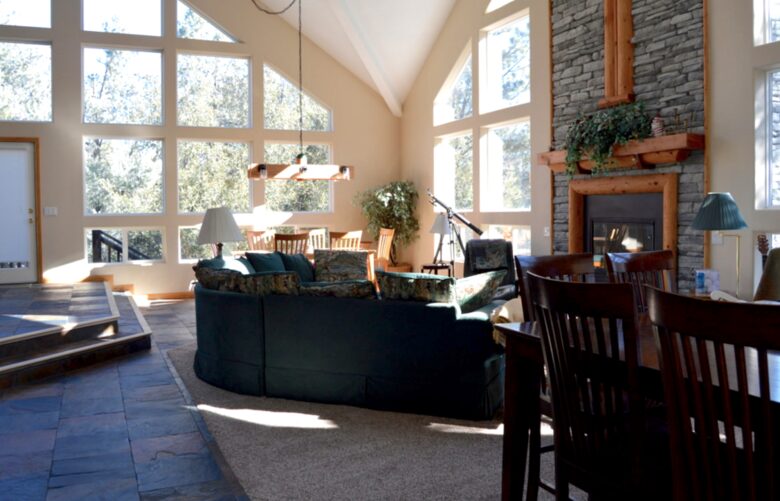 Breathtaking Pine Mountain Lodge - Pine Mountain Club, California