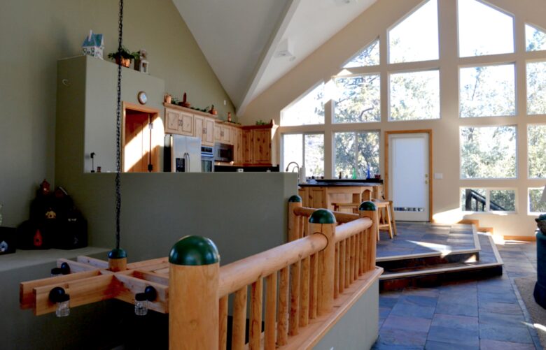 Breathtaking Pine Mountain Lodge - Pine Mountain Club, California