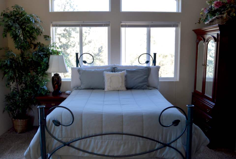 Breathtaking Pine Mountain Lodge - Pine Mountain Club, California