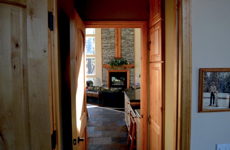 Breathtaking Pine Mountain Lodge - Pine Mountain Club, California