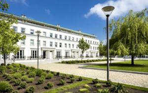 Charming Edward Square Townhome - Ballsbridge, Ireland