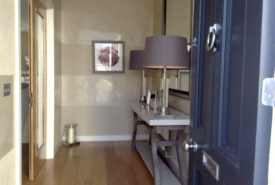 Charming Edward Square Townhome - Ballsbridge, Ireland