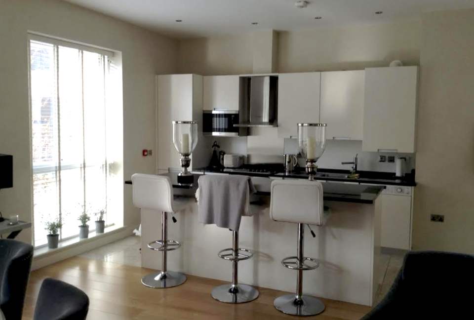 Charming Edward Square Townhome - Ballsbridge, Ireland