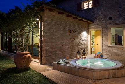 Amazing Villa Monte Quercione - Bologna, Italy