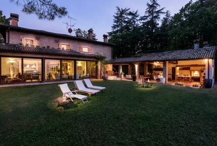 Amazing Villa Monte Quercione - Bologna, Italy