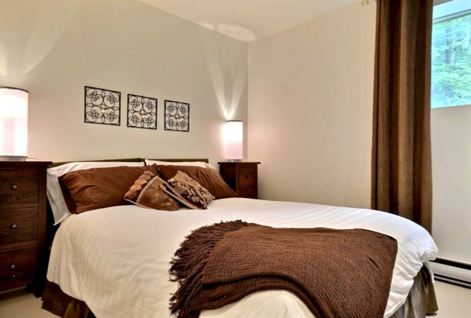 Mont-Tremblant Ski Chalet - Ski-In/Ski-Out Access - Mont Tremblant, Canada