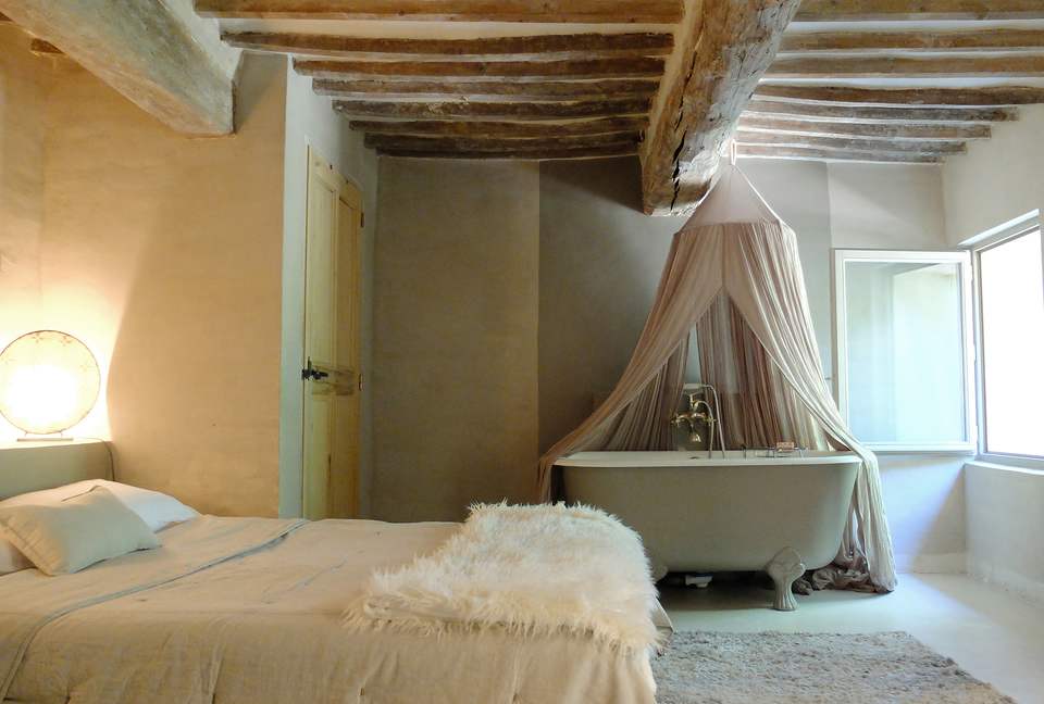 La Grande Bergerie - St Saturnin-les-Apt, France