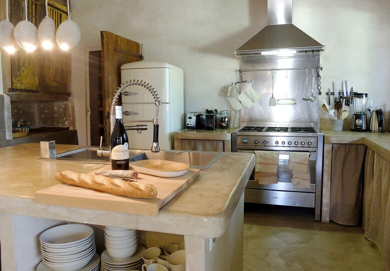 La Grande Bergerie - St Saturnin-les-Apt, France