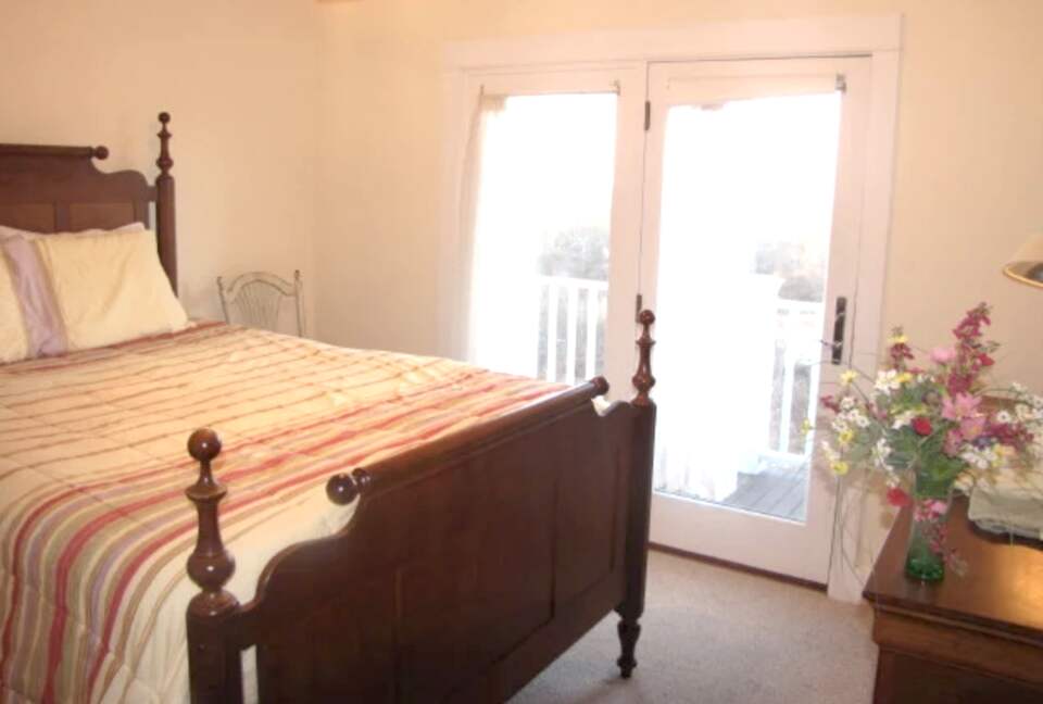 Martha's Vineyard Compound - Aquinnah, Massachusetts