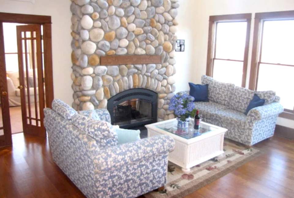 Martha's Vineyard Compound - Aquinnah, Massachusetts