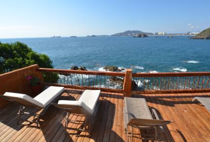 Pacific Paradise - Ixtapa de Azueta, Mexico