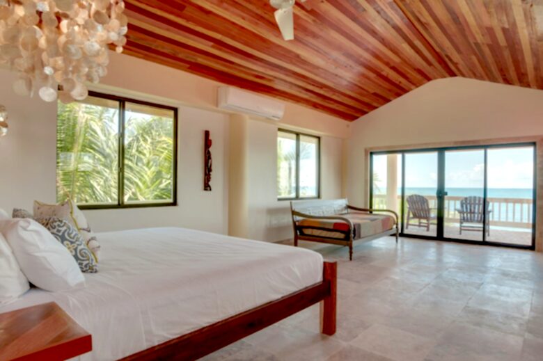 Mission Bay - Seine Bight, Belize