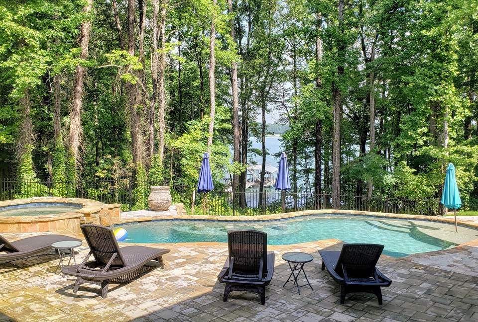 Lake Lanier Timber Estate - Cumming, Georgia