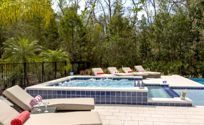 The White House Of Reunion - Reunion, Florida