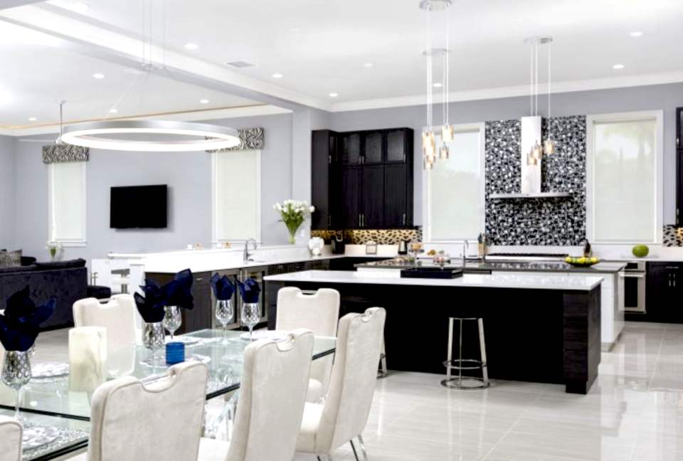 The White House Of Reunion - Reunion, Florida