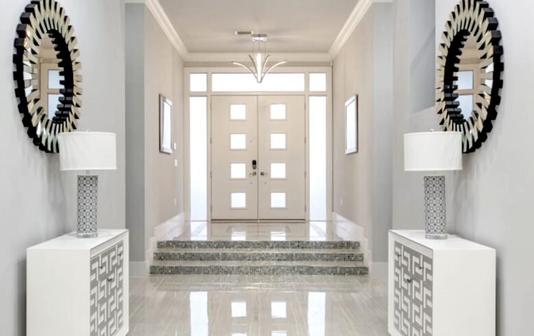 The White House Of Reunion - Reunion, Florida