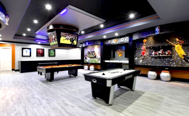 The White House Of Reunion - Reunion, Florida