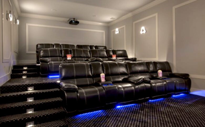 The White House Of Reunion - Reunion, Florida