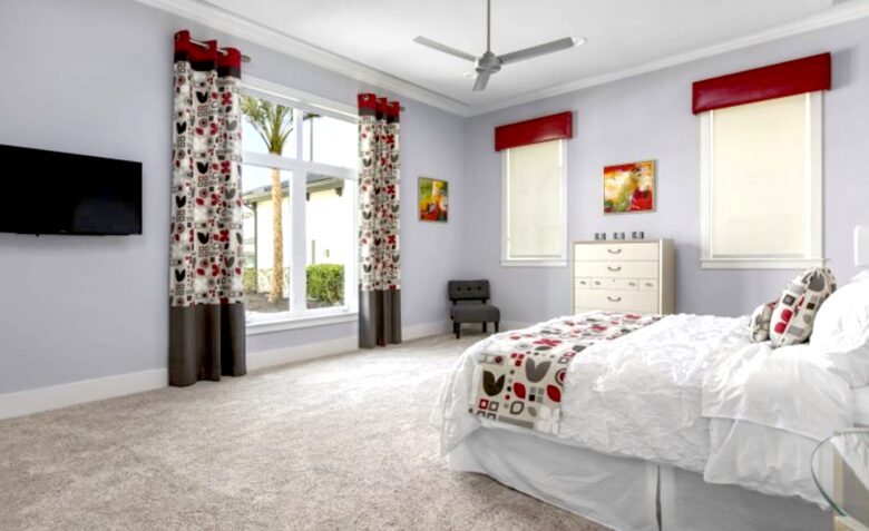 The White House Of Reunion - Reunion, Florida