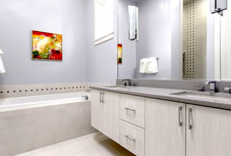 The White House Of Reunion - Reunion, Florida