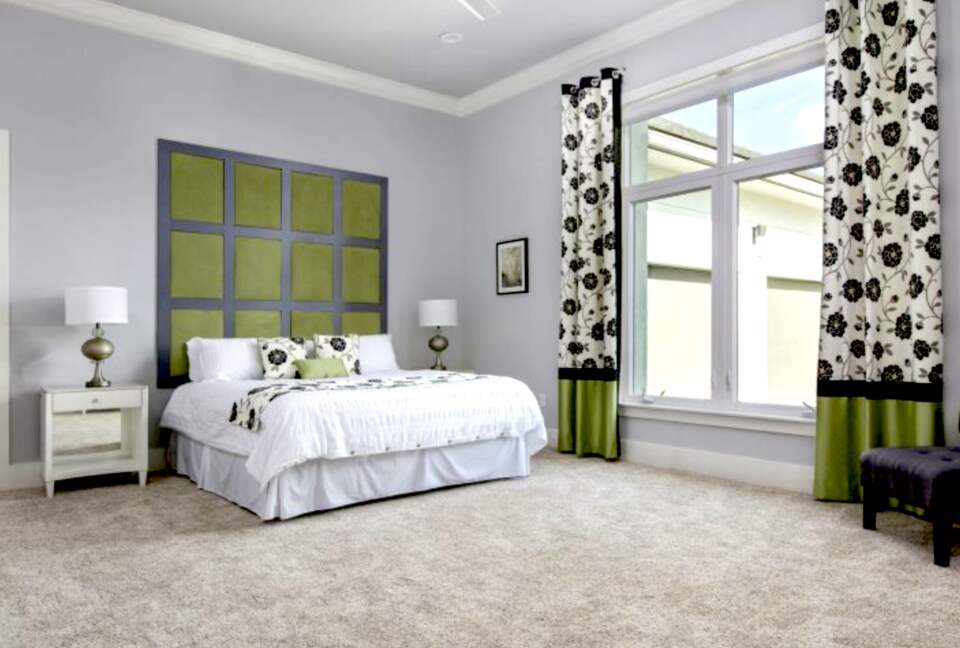 The White House Of Reunion - Reunion, Florida