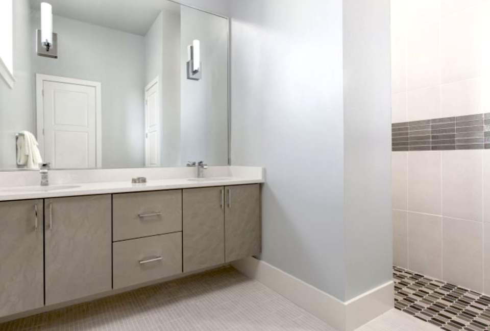 The White House Of Reunion - Reunion, Florida