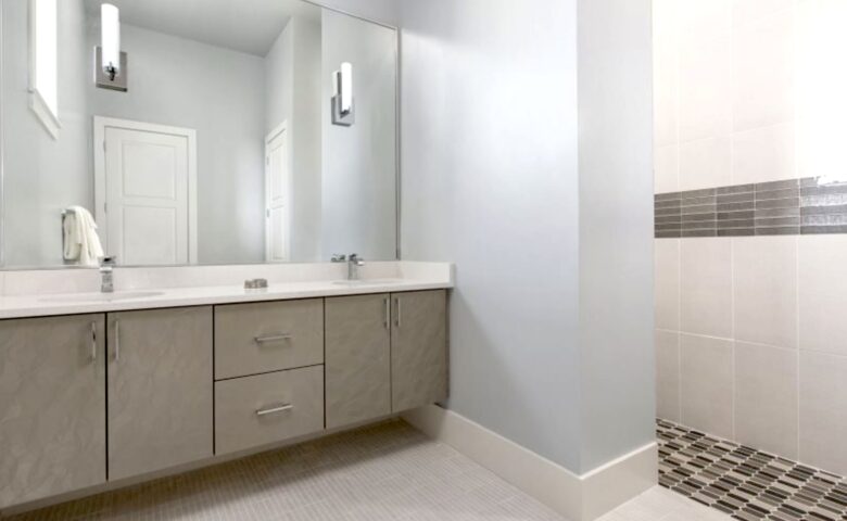 The White House Of Reunion - Reunion, Florida